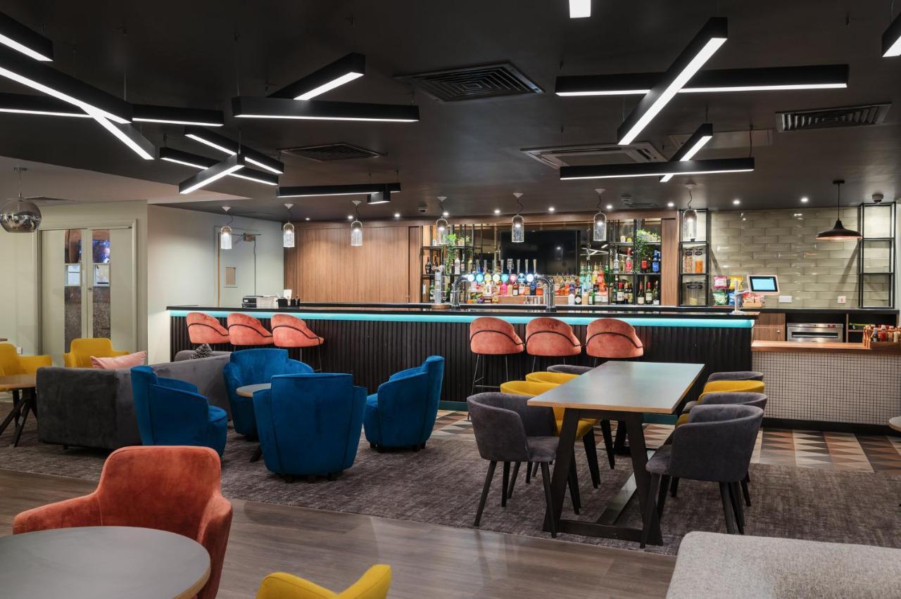 Holiday Inn Rochester-Chatham By Ihg Exterior foto