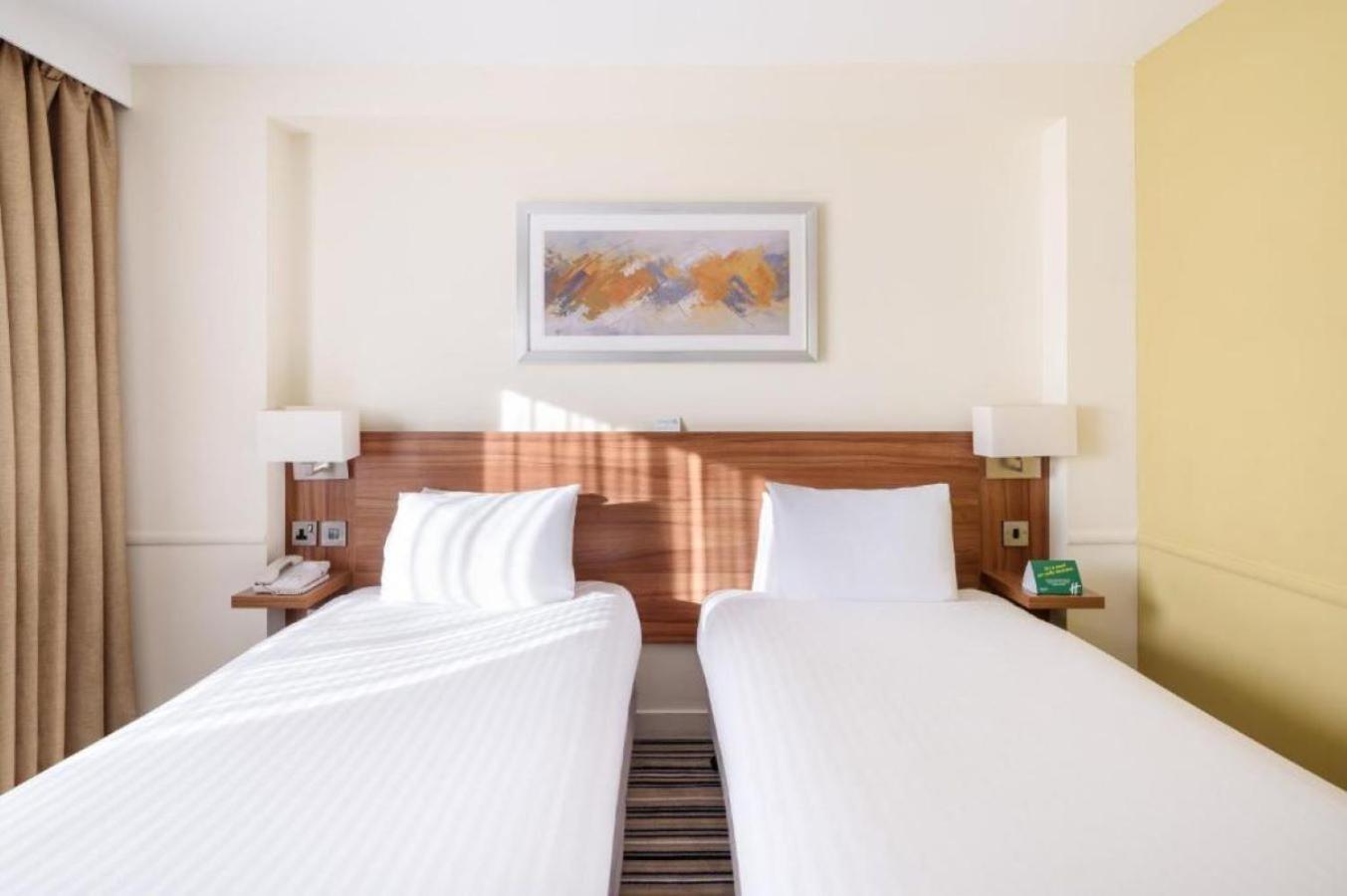 Holiday Inn Rochester-Chatham By Ihg Exterior foto